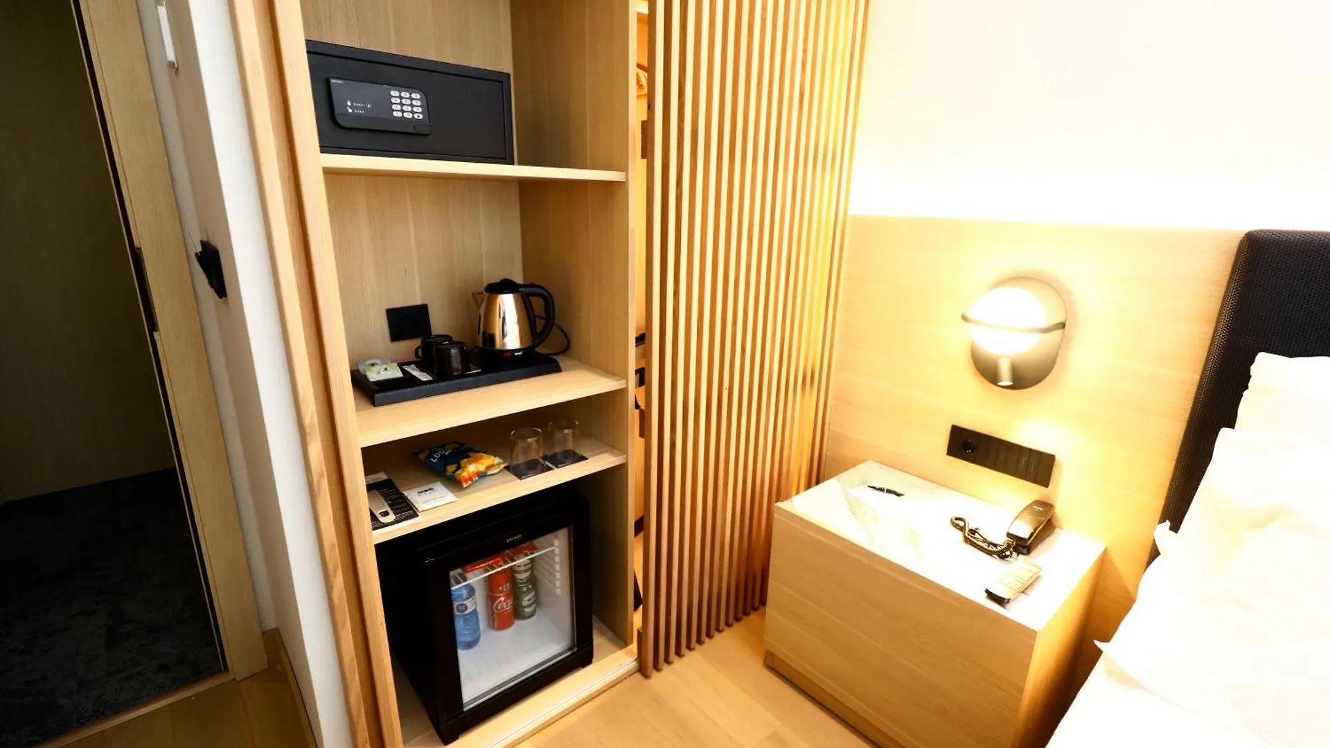 Hotel Zenit Bilbao 4*,  Spagna